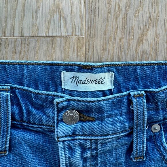 Madewell Perfect Vintage Straight Jean size 31 - Picture 3 of 4